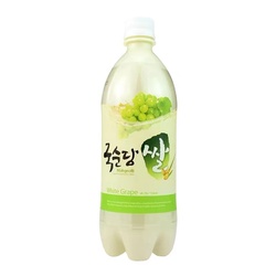 KOOKSOONDANG Makgeolli Green Grape 3% ABV 750ml