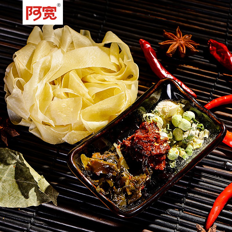 白家新品--正宗四川铺盖面 牛肉火锅 105g